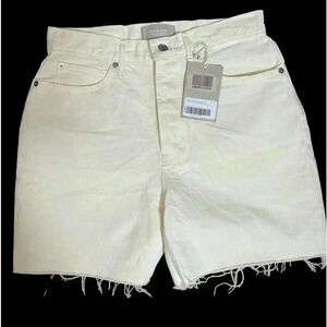 Everlane Women's Cream Shorts